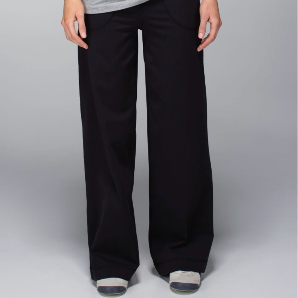 FLASH SALE ❗️LULULEMON Still Pant (Long)